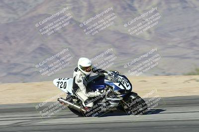 media/Dec-01-2025-Moto Forza (Mon) [[2daa91e15f]]/3-Beginner Group/Session 4 Turn 9/